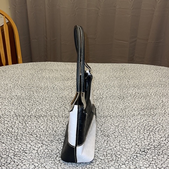 Small NYC Accessory purse black and white - Picture 6 of 8